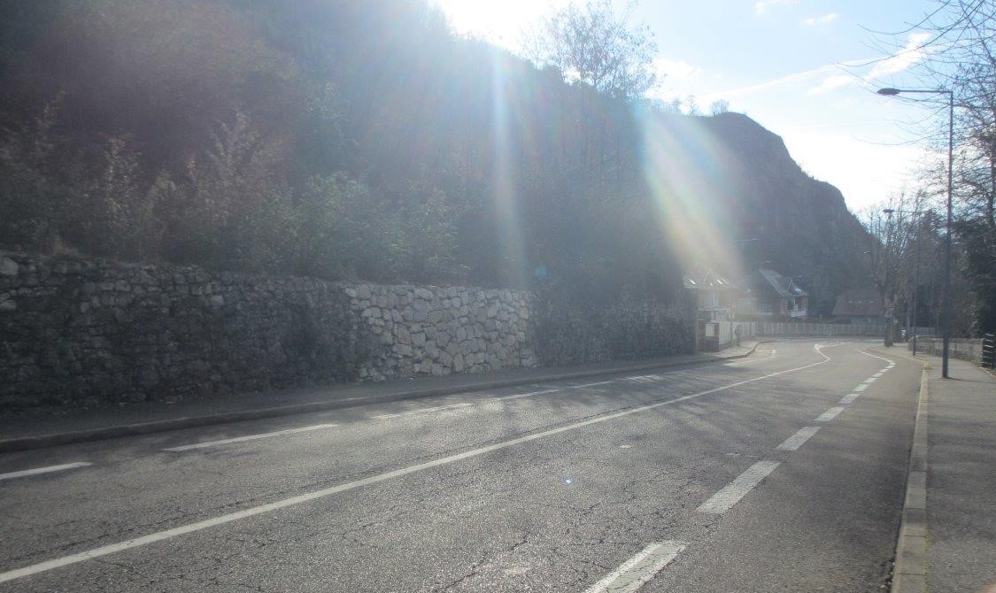 Bandes cyclables - Avenue d'Aix les Bains